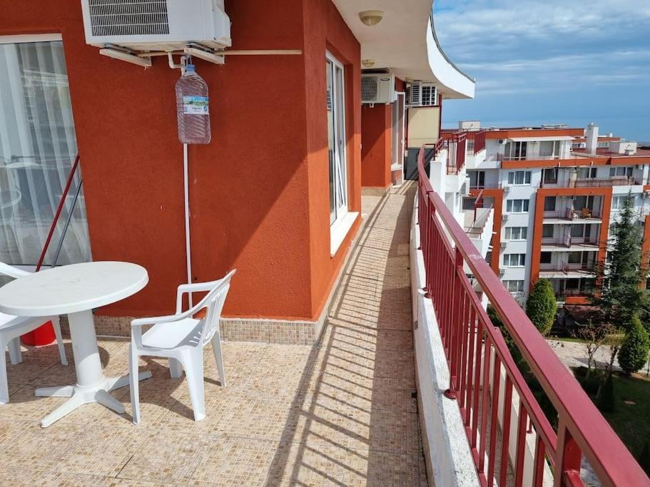 Roof Top Sea View Apartment 167,2Loznice,4-7 Osob Sveti Vlas Exterior foto